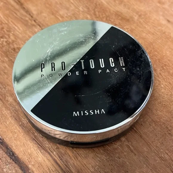 Makeup Trio - Picture 4 of 11